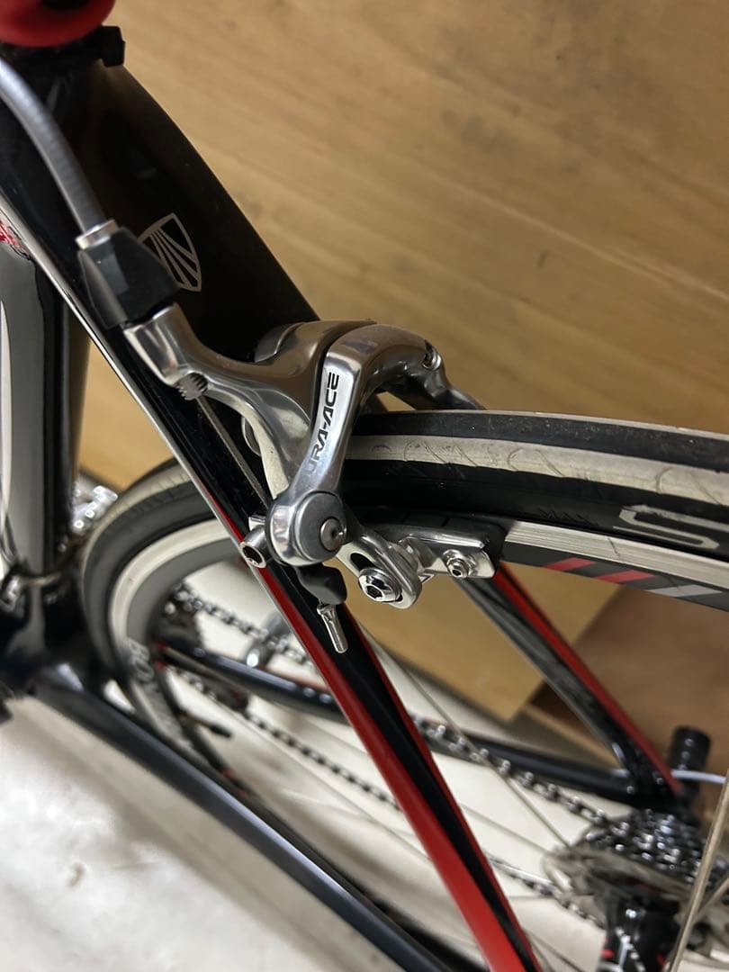 TREK ロードバイク ブラック/レッド