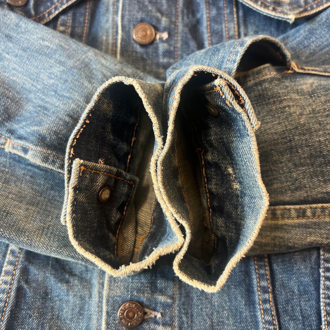 今日限定価格　Levi's 60年代70505 BIGE サイズ44