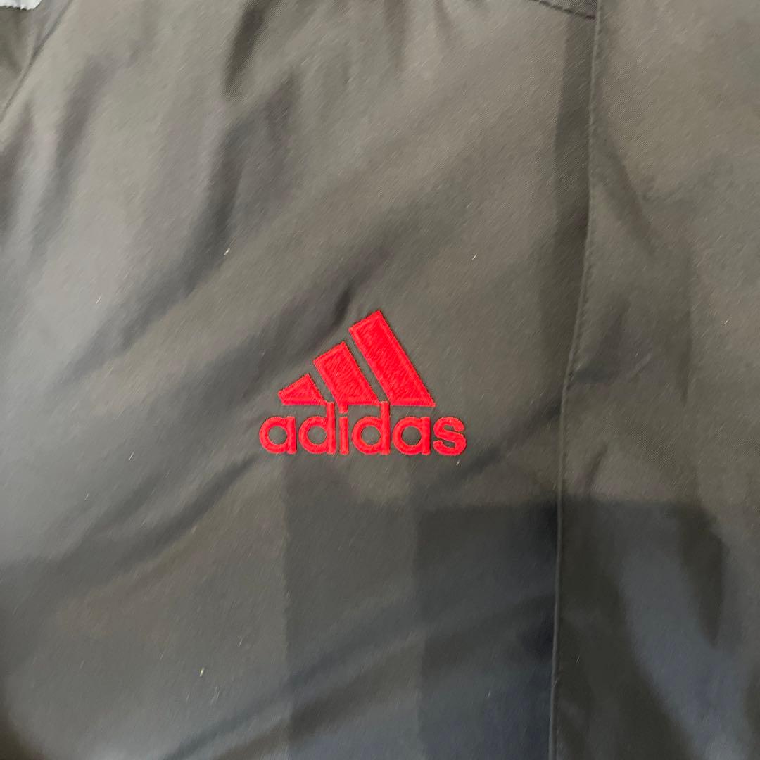 adidas サッカー ベンチコート 黒/赤