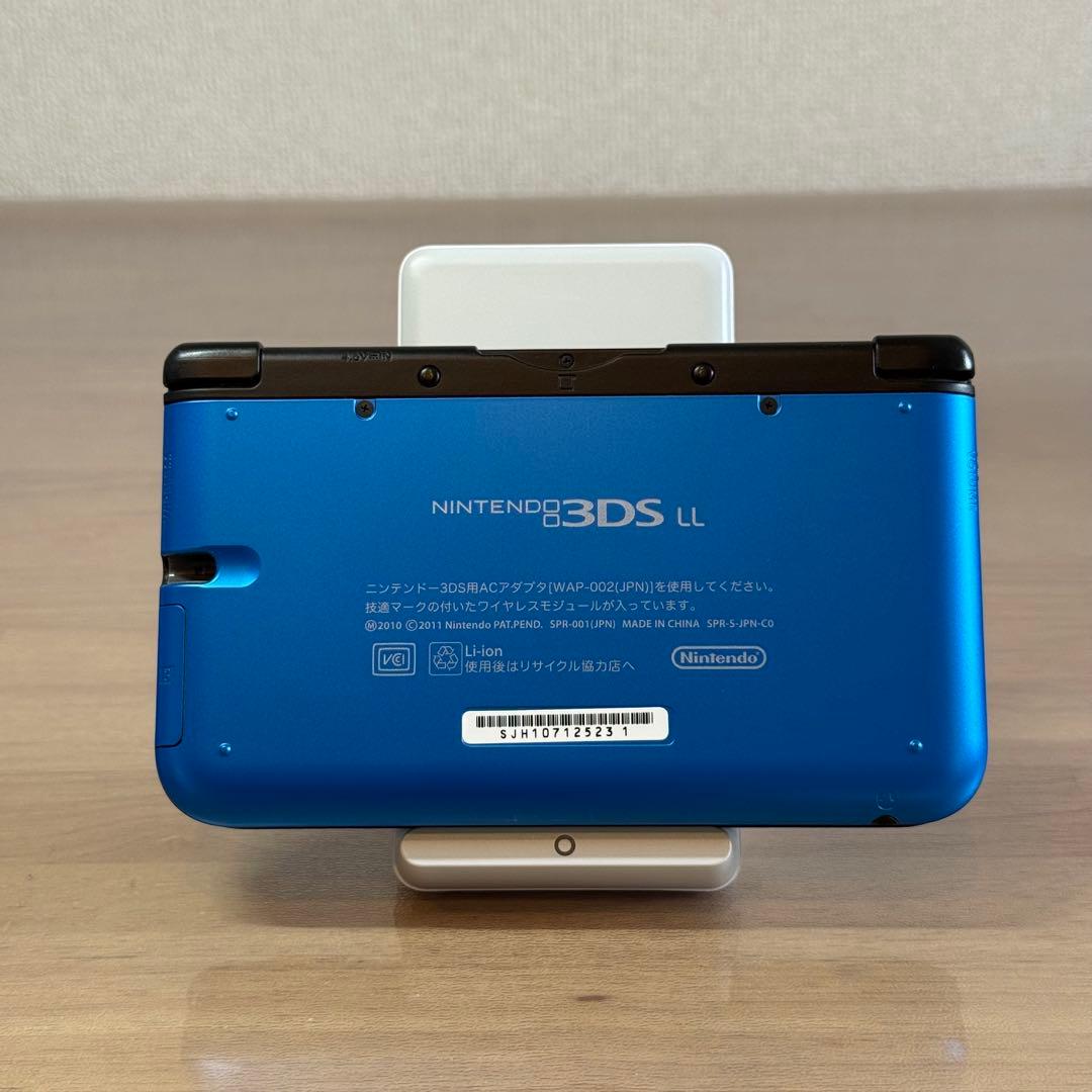 5-206【美品】ニンテンドー3DS LL ブルー×ブラック
