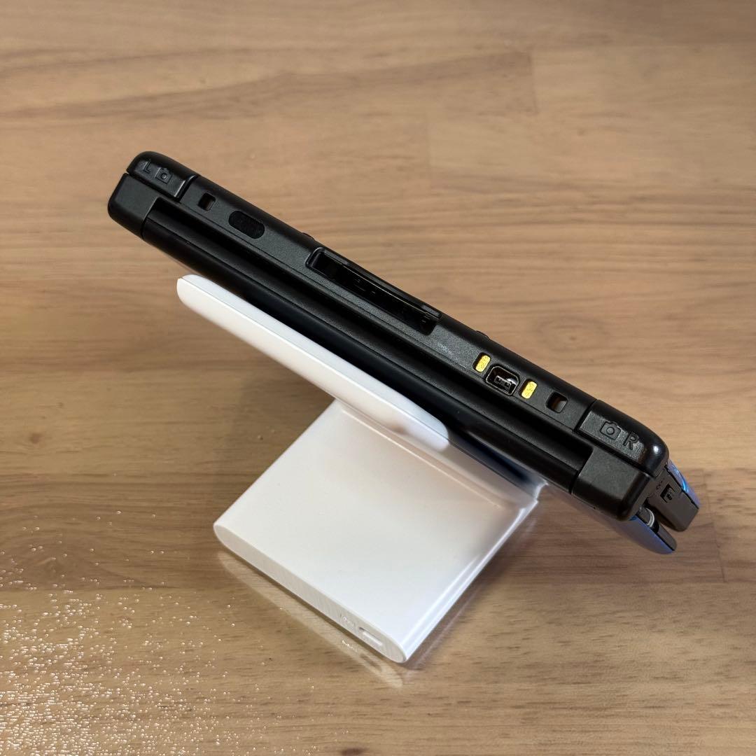 5-206【美品】ニンテンドー3DS LL ブルー×ブラック