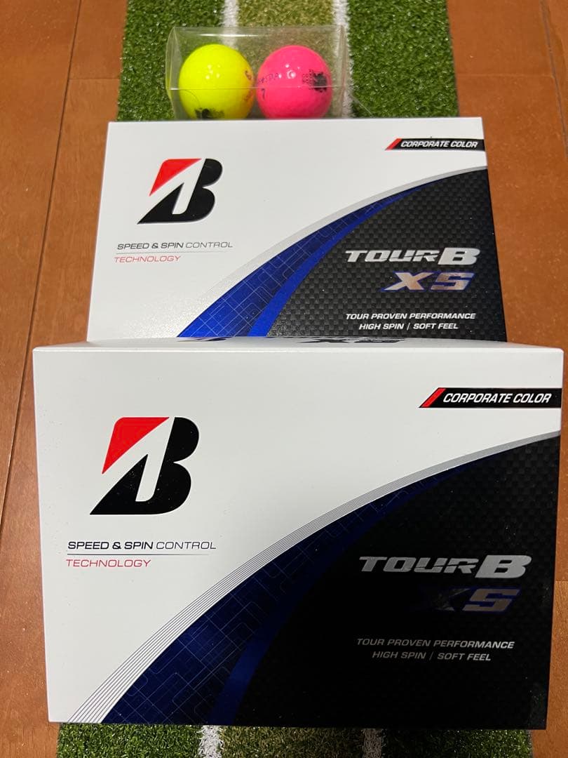 ブリヂストンゴルフボール　ツアーB XS おまけ付き