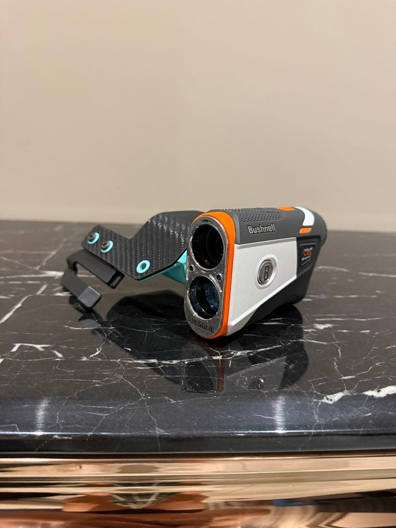英*様 300円スタート　オリジナルケース付 Bushnell V6 ゴルフ用距