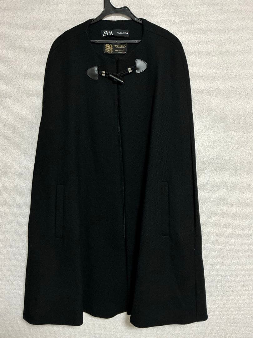★完売品★ZARA MANTECO ブラック ケープコート※訳あり、オマケ付き