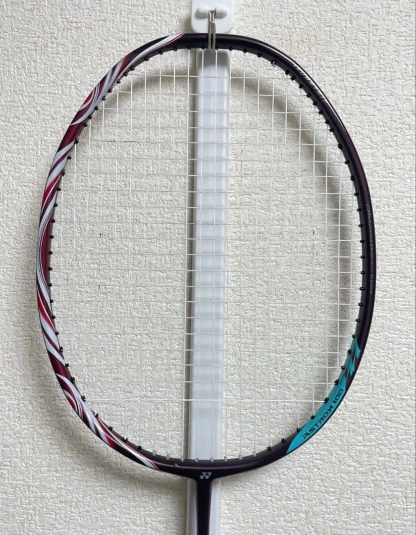 【美品】アストロクス 100ZZ クレナイ 4UG5