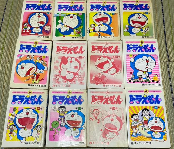 ドラえもん　初版含む　抜け有り1巻〜44巻まで　計33冊
