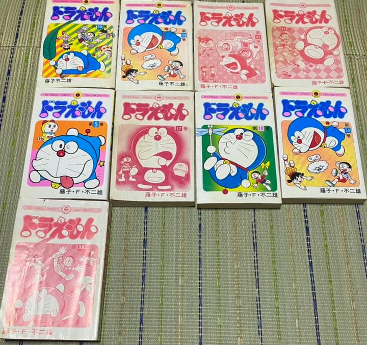 ドラえもん　初版含む　抜け有り1巻〜44巻まで　計33冊
