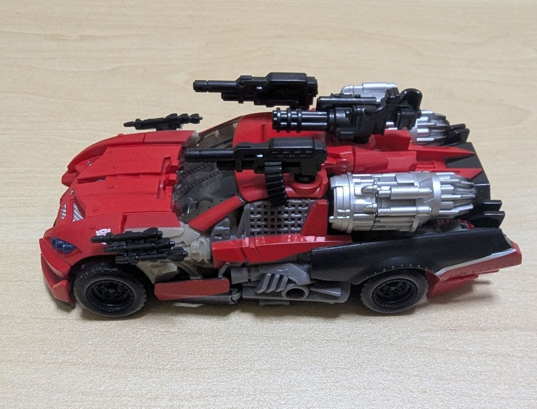 希少 トランスフォーマー ダークサイドムーン レッカーズ レッドフット