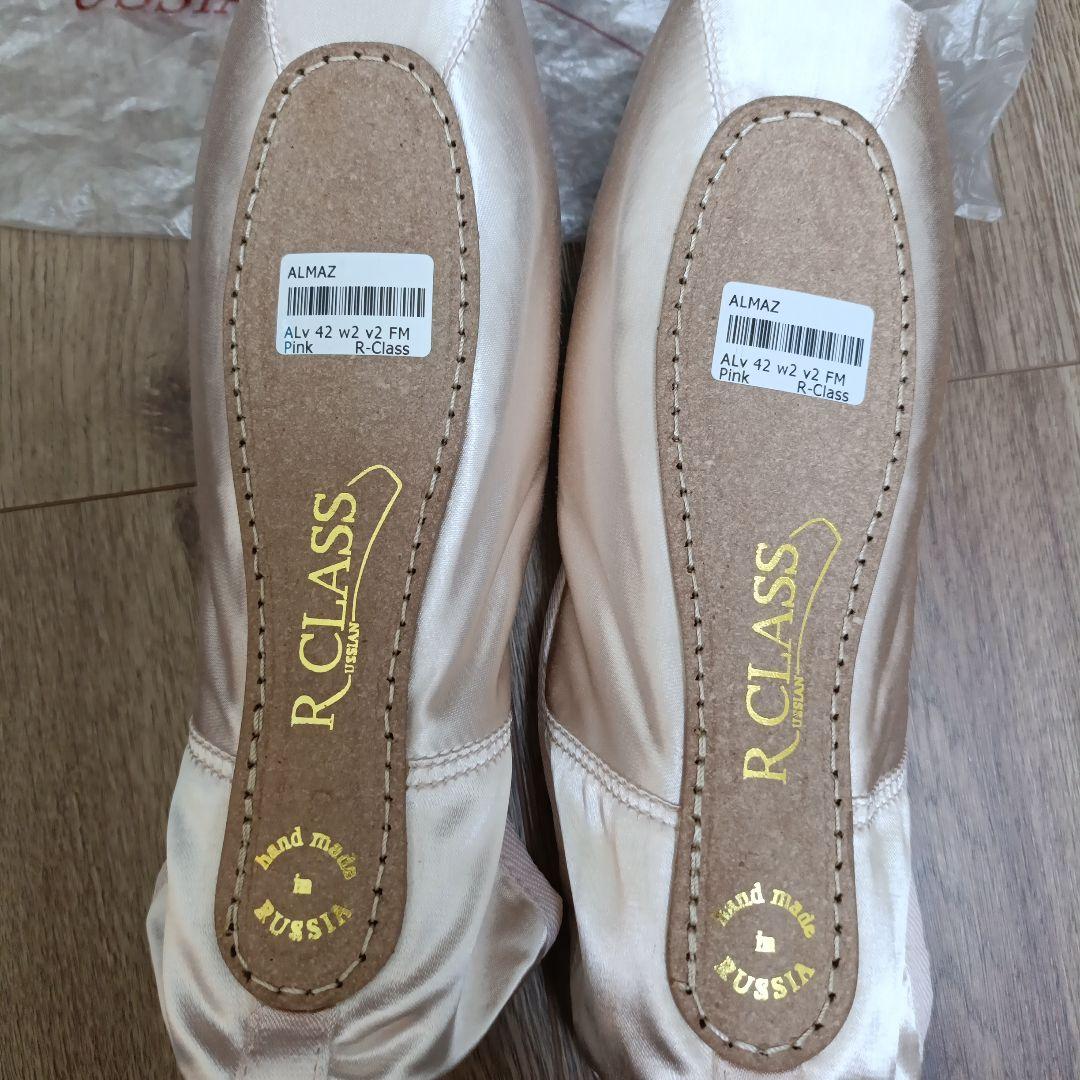 Rクラス JW-AL アルマッズ W2　アールクラス　42 トウシューズ