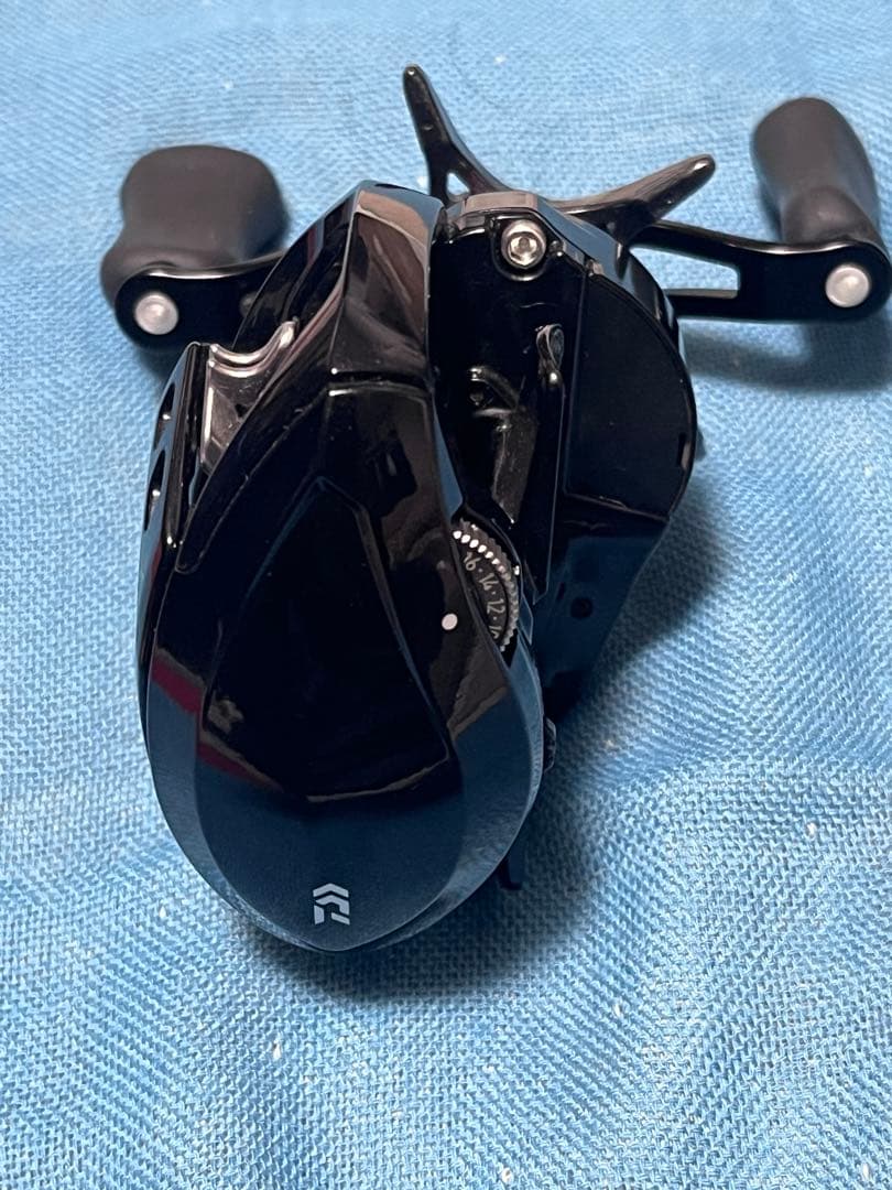 美品　月下美人 AIR TW 8.5L PE SPベイトフィネスDaiwa