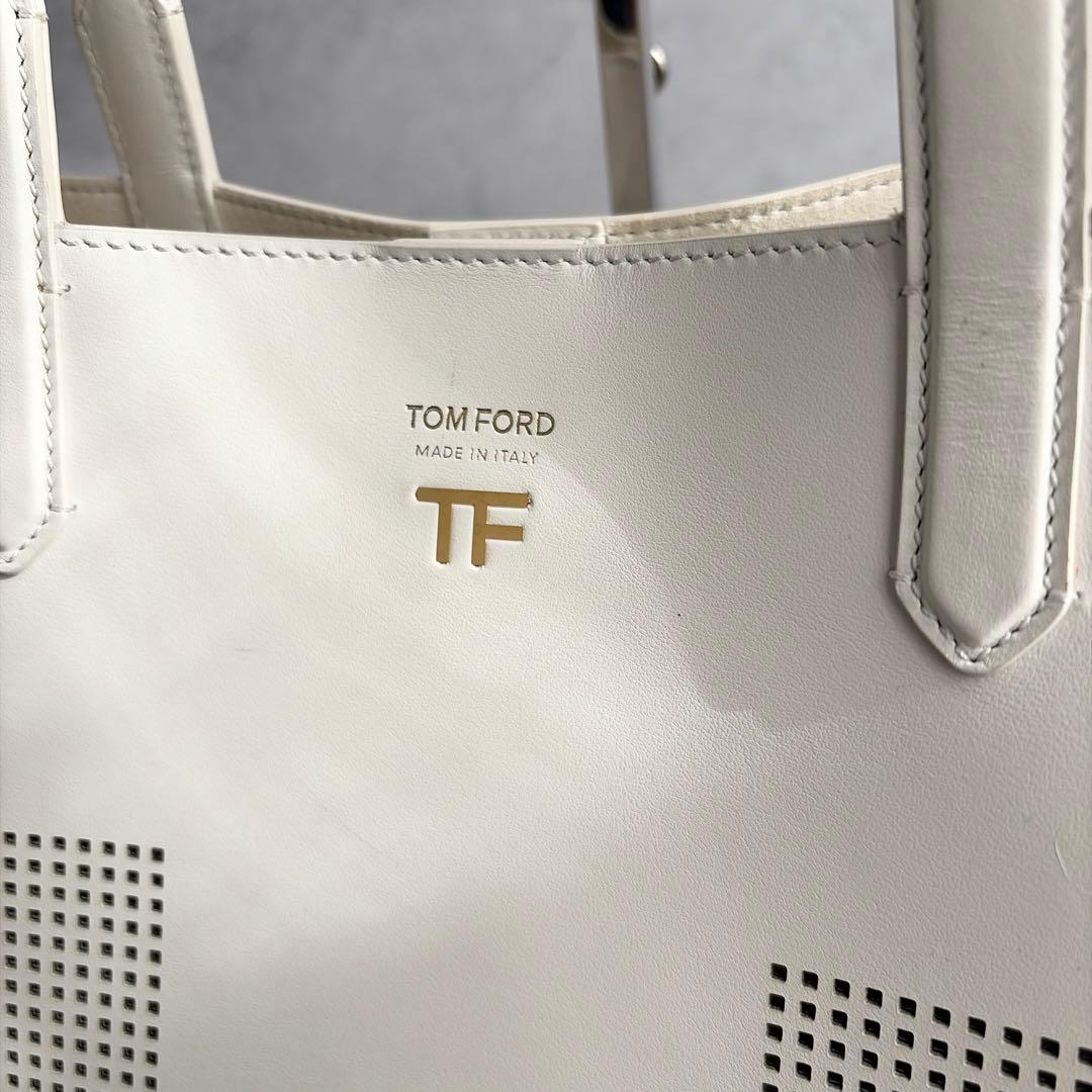 【希少✨】TOM FORD トートバッグ　オールレザー　ロゴ刻印　ユニセックス