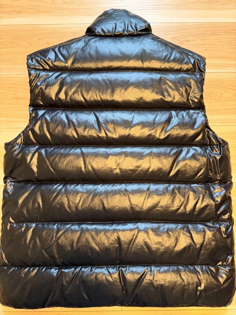 1/2中新年値下げセール！MONCLER ブラック ダウンベスト 3
