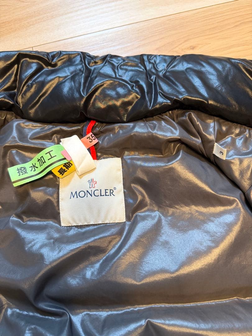 1/2中新年値下げセール！MONCLER ブラック ダウンベスト 3