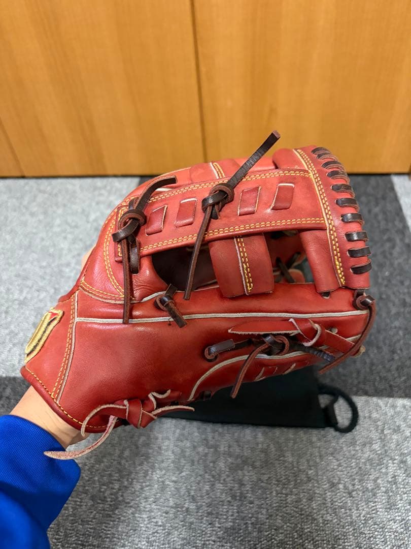 Wilson 内野手用硬式グローブ収納袋付き