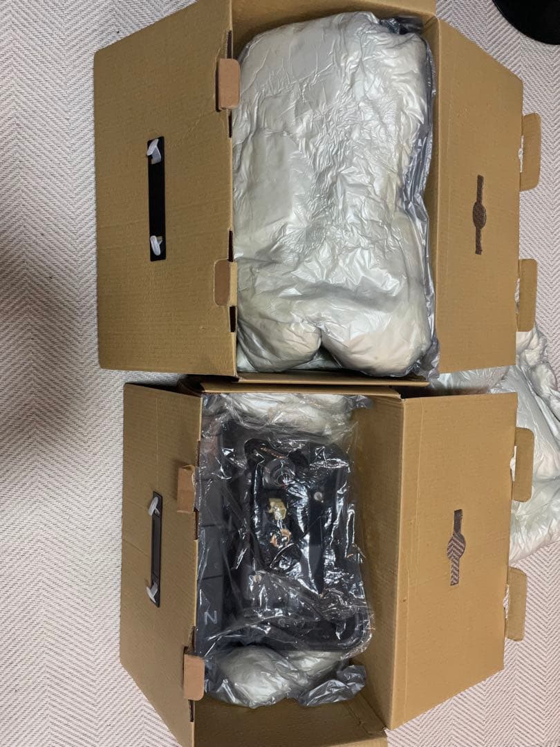 プリウスα 前期　テールランプ2個セット