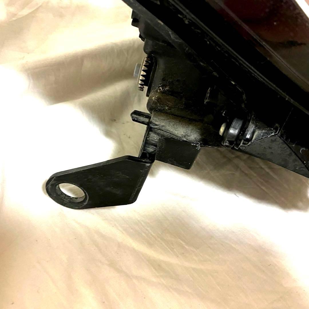220系クラウン　右ヘッドライト　KOITO30-452 中古