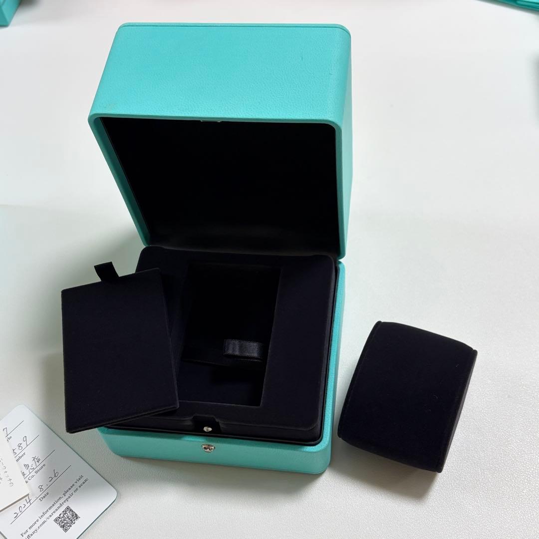 ティファニー　現行品　時計　ケース　空箱　ギフトボックス　最新仕様