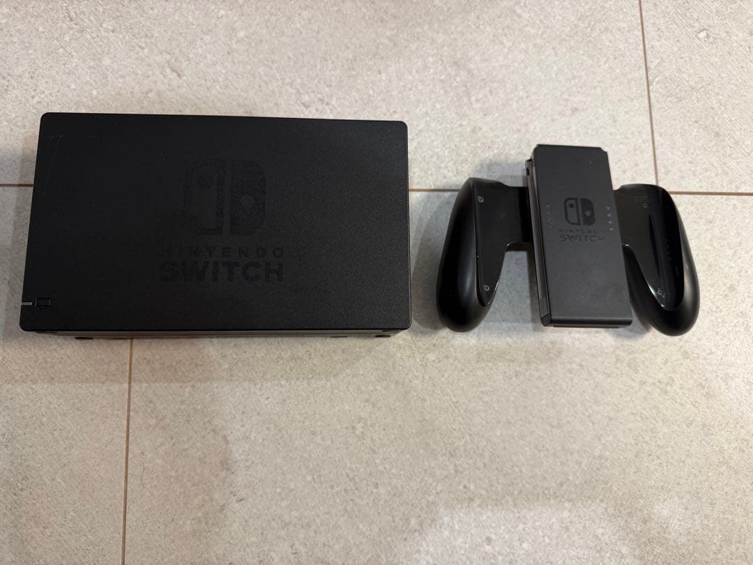 o*5様 Nintendo Switch 本体 グレー
