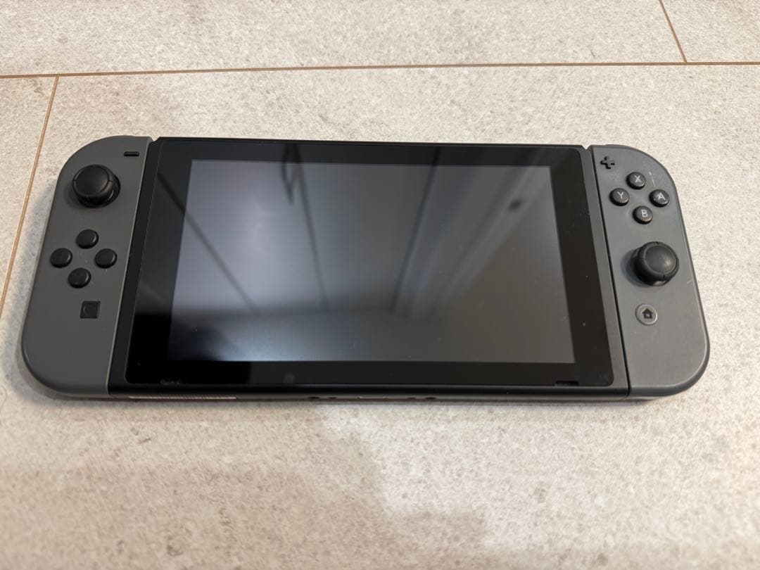 o*5様 Nintendo Switch 本体 グレー
