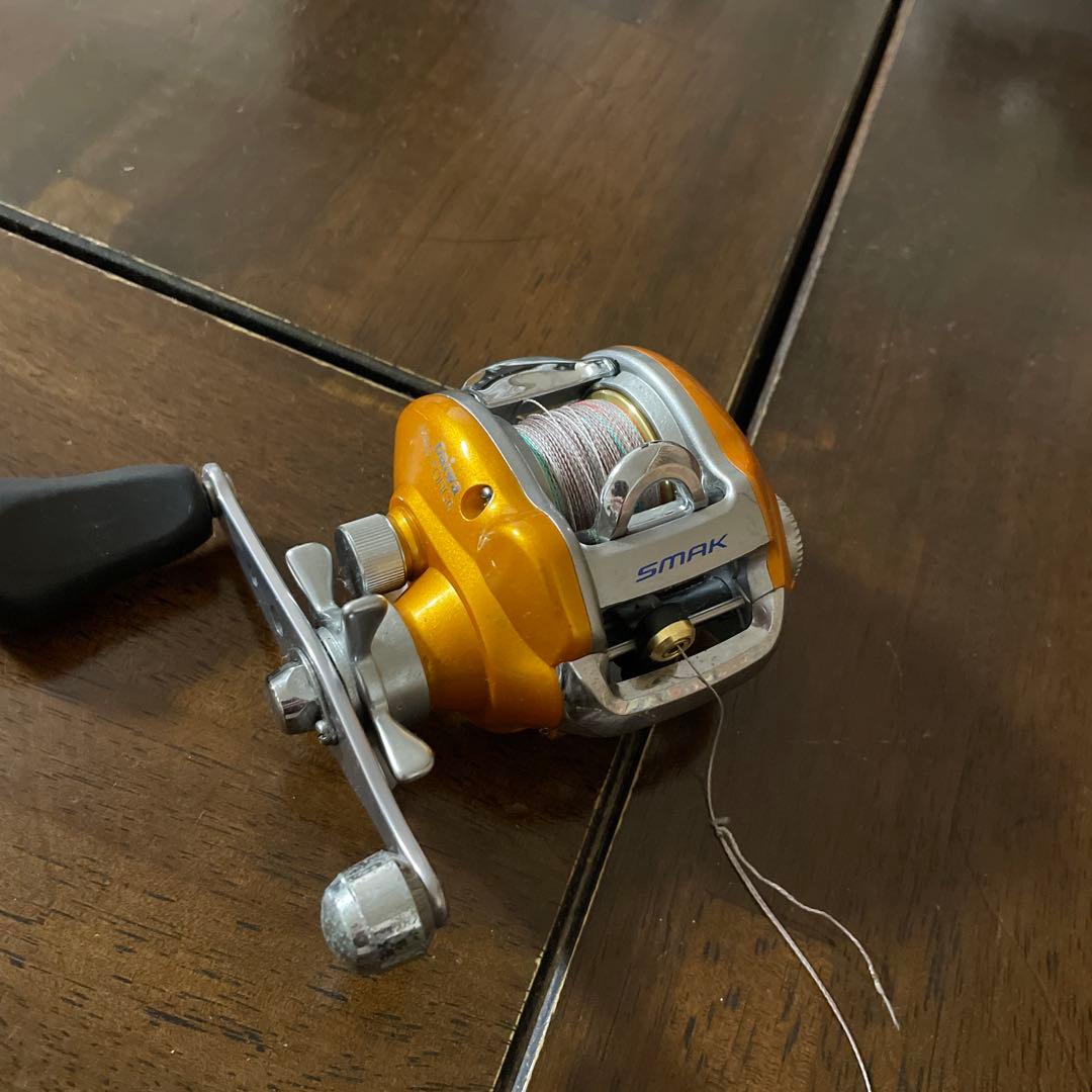 Daiwa SMAX 100R リール オレンジ