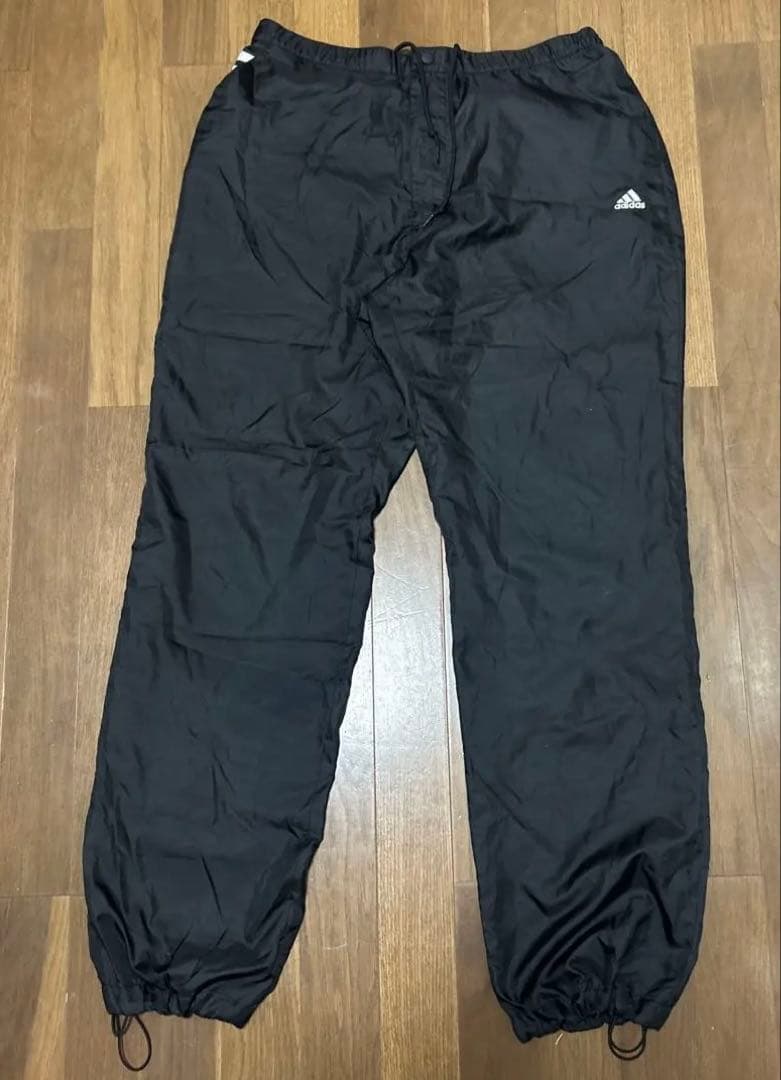 adidas ブラック ジャージ上下セット　ナイロンジャケット 黒　LL 中綿