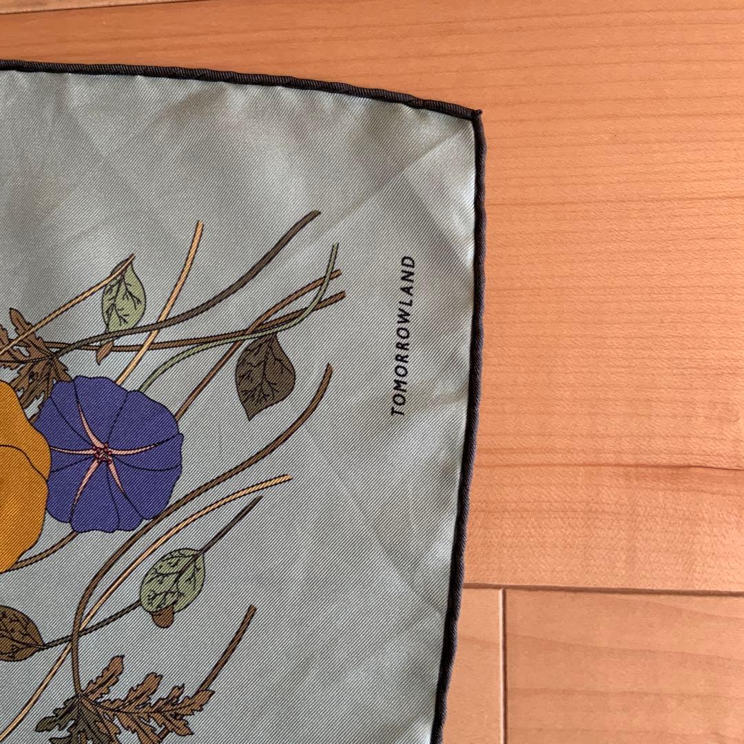 TOMORROWLAND STOLE E FLOWER シルクスカーフ