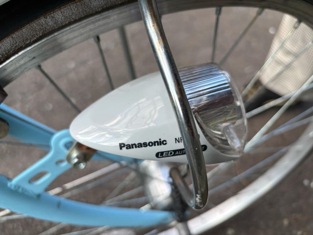 24 インチ子供用自転車 ライトブルー 前面バスケット付き(土、日値下げました)