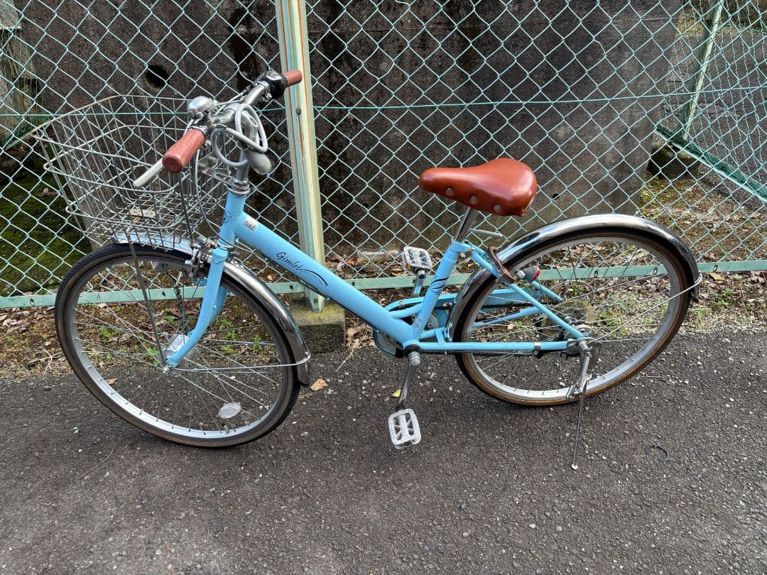 24 インチ子供用自転車 ライトブルー 前面バスケット付き(土、日値下げました)