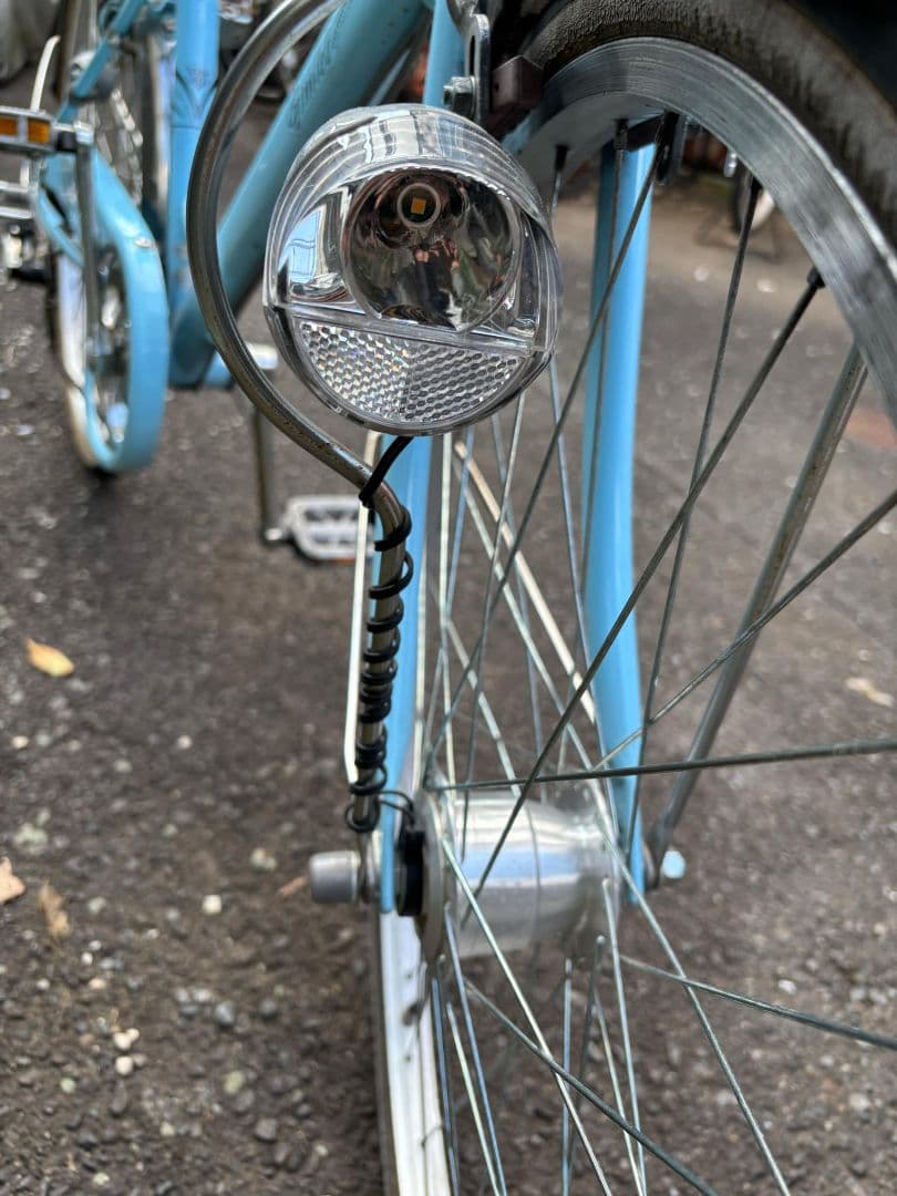 24 インチ子供用自転車 ライトブルー 前面バスケット付き(土、日値下げました)