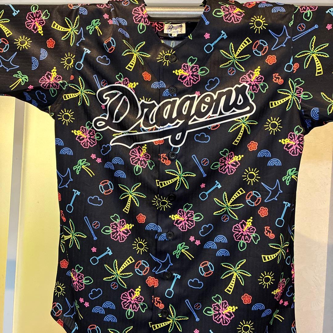 2025沖縄キャンプ Dragons ユニフォーム 黒 カラフルデザイン