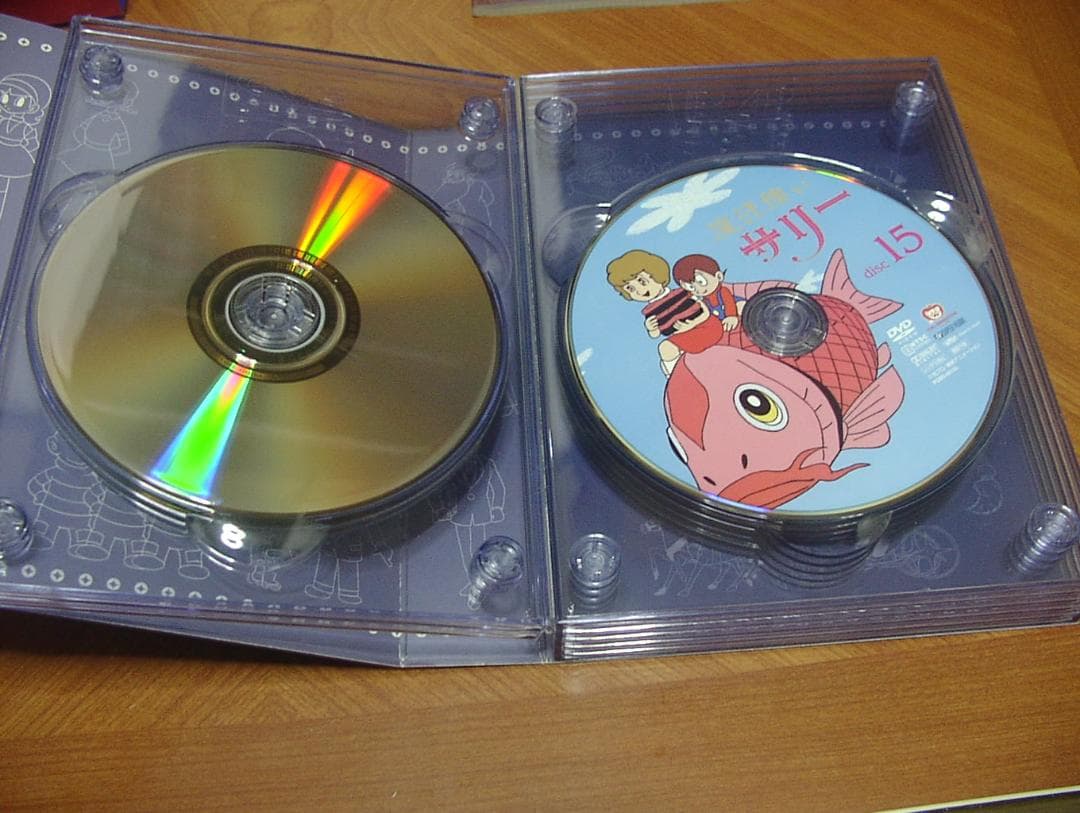 魔法使いサリーDVD Box 全109話収録DVD19枚、ブックレット付き