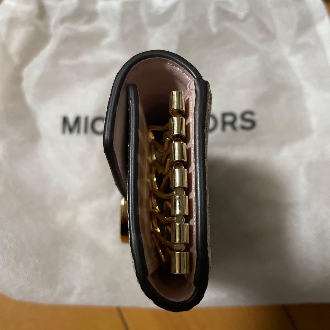 とかげ　　Michael Kors キーケース ピンク/ホワイト