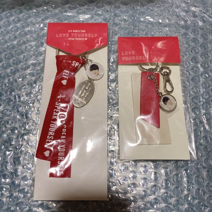 未開封　BTS ジミン キーリング バッジ　4点