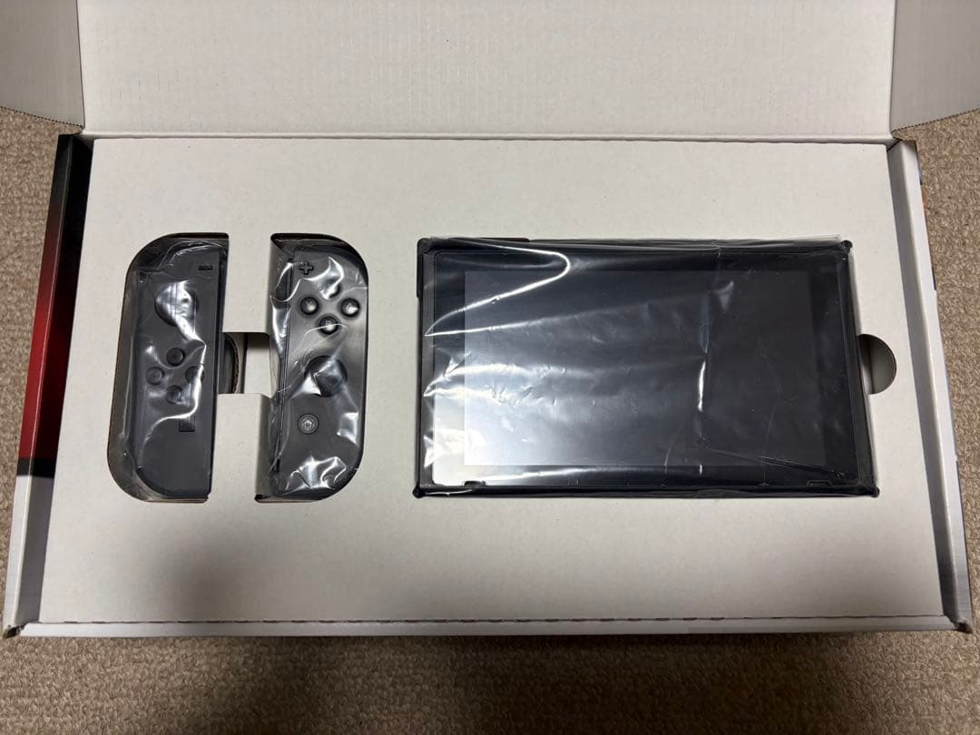 Nintendo Switch 本体　付属品完備➕ポーチ