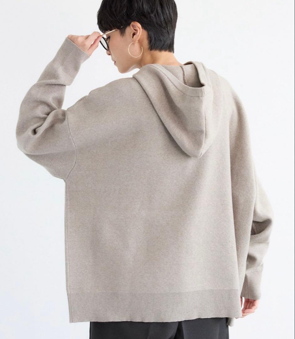 ☆美品☆【BARNYARDSTORM】ロゴ入りフーディーニット