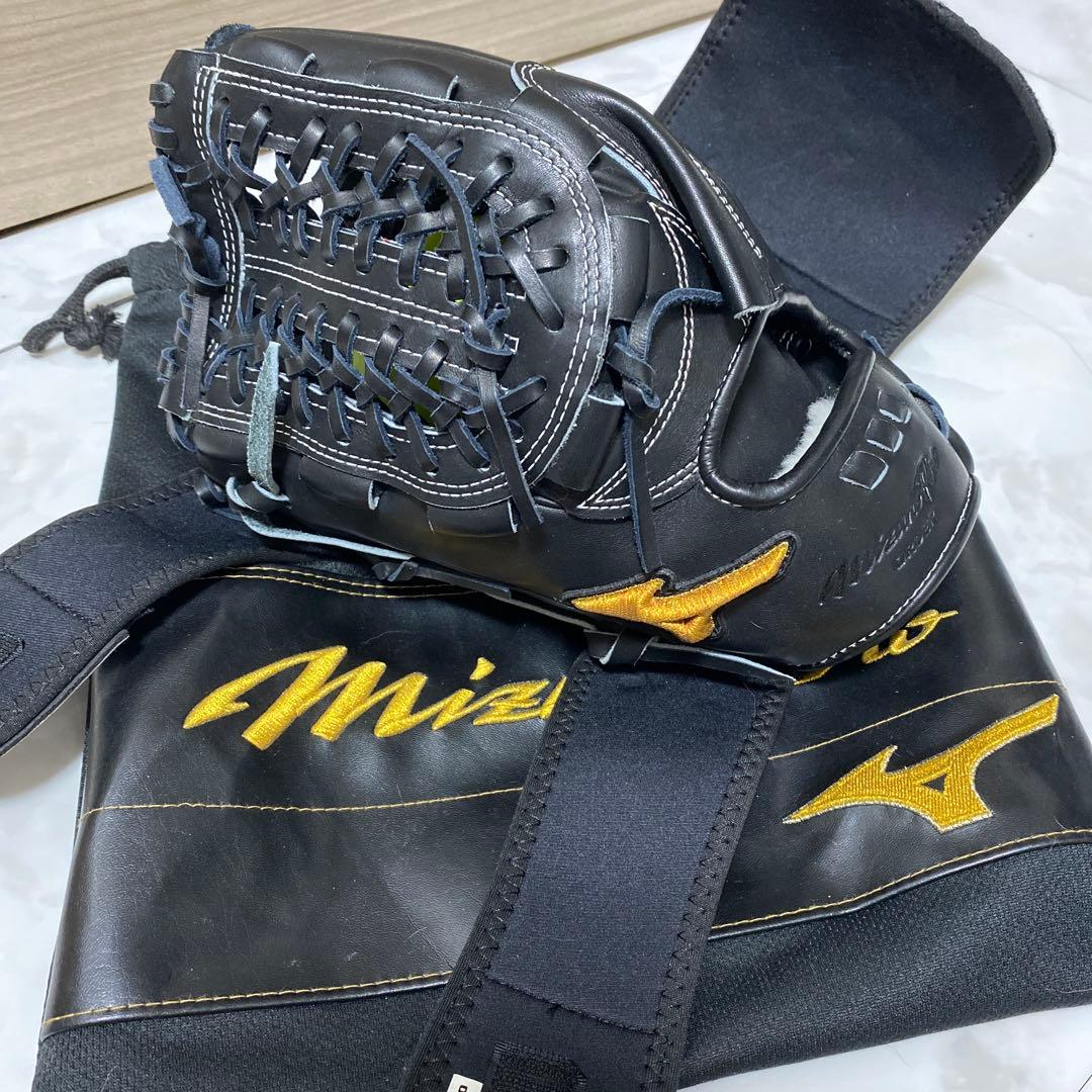 Mizuno Pro ブラックグローブ Wonder 左利き用