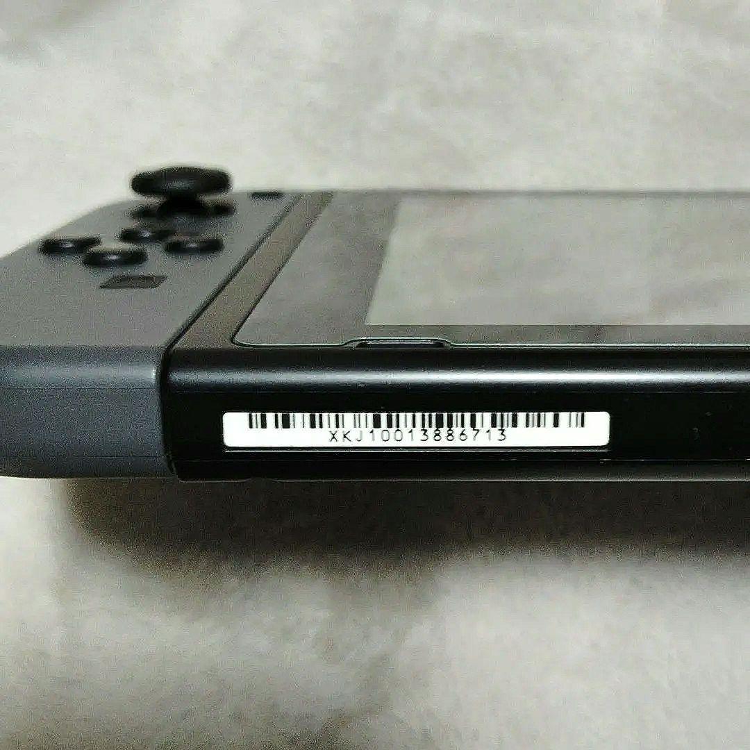 Nintendo Switch 本体とアクセサリーセット　ケース付き❣