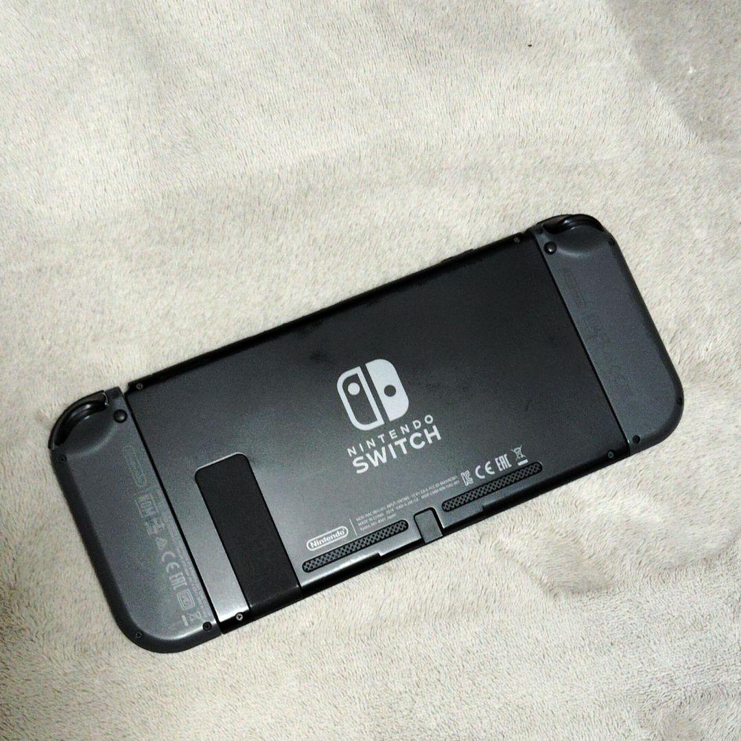 Nintendo Switch 本体とアクセサリーセット　ケース付き❣