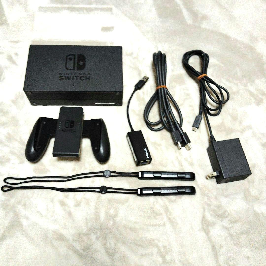 Nintendo Switch 本体とアクセサリーセット　ケース付き❣