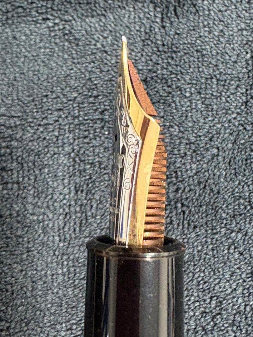 MONTBLANC 万年筆 マイスター