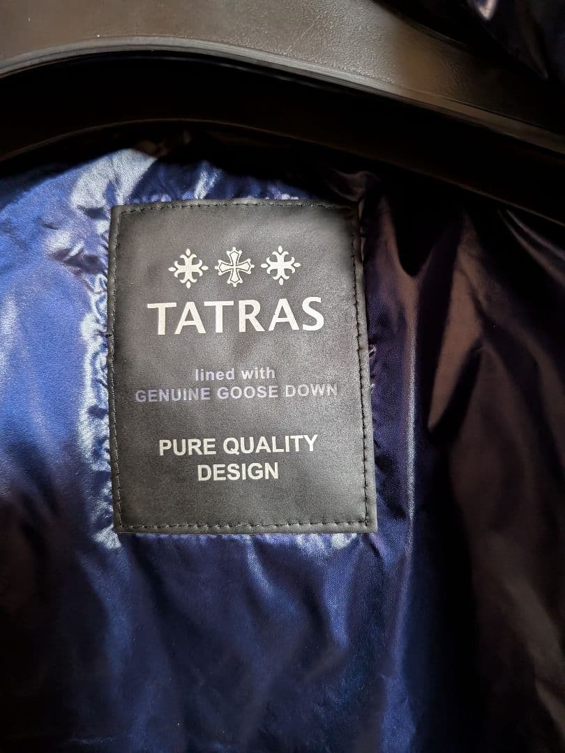 TATRAS ネイビー ダウンベスト