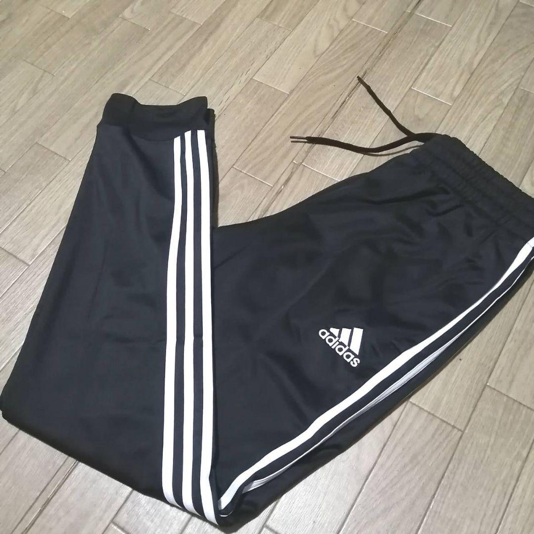 【残りわずか】新品　adidas メンズXL ジャージ上下セット 正規品