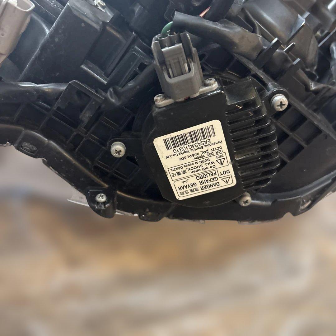XV GP7 USスバル純正 ヘッドライト USDM 北米仕様