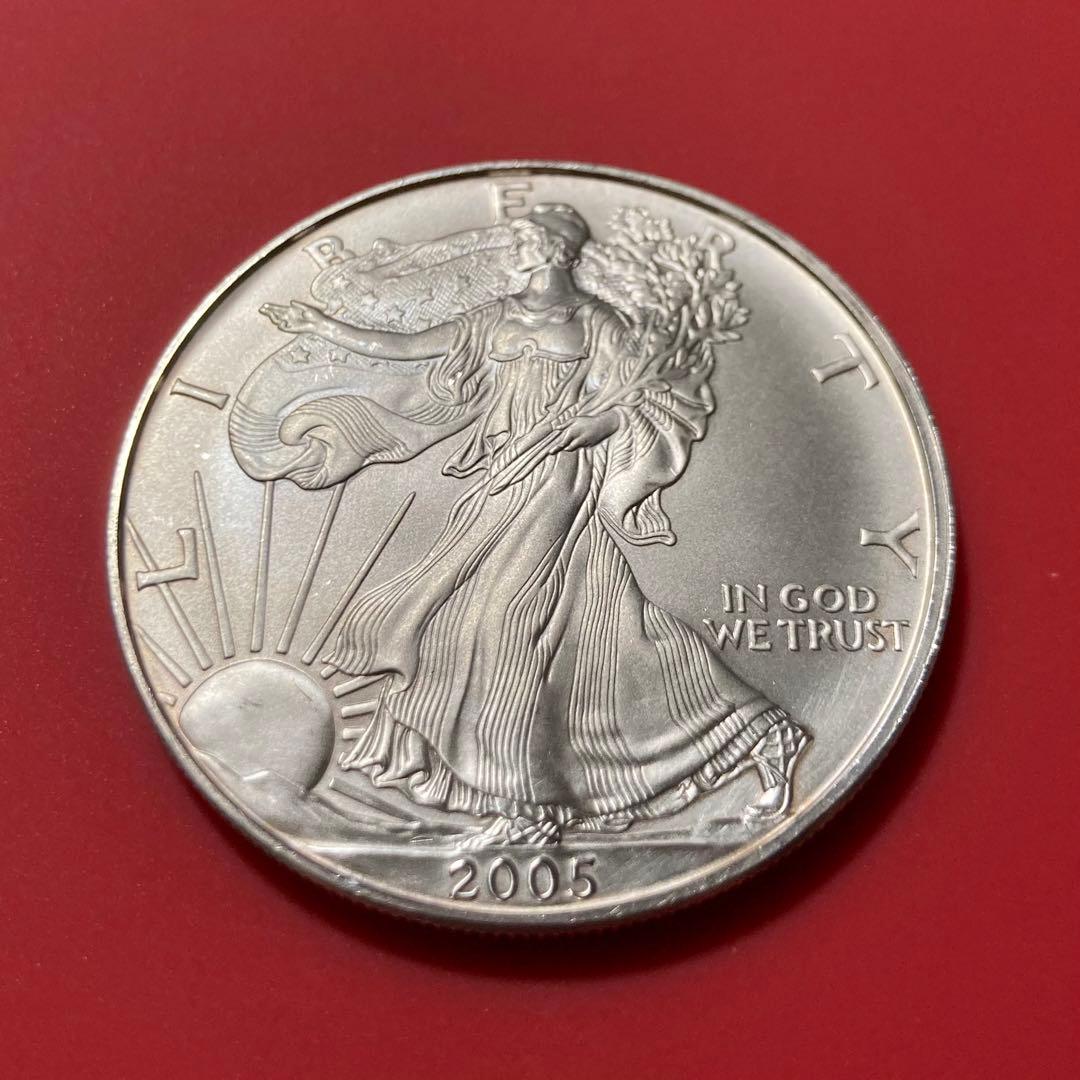 アメリカ　イーグル銀貨　1オンス　31.2g　2005　ケース付
