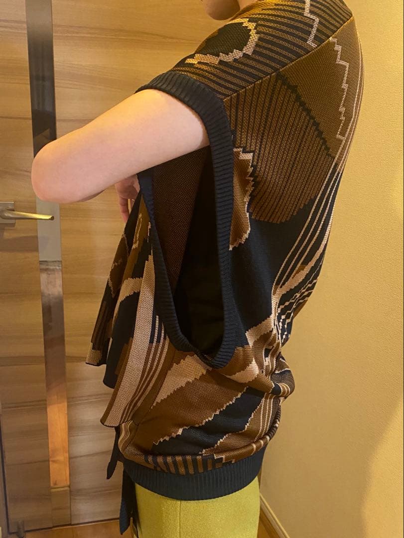 BALENCIAGA ベスト