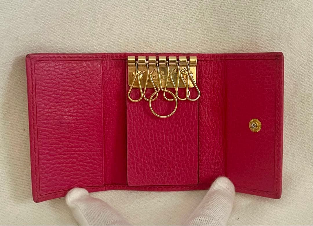 GUCCI GG マーモント　レザー 6連キーケース フューシャピンク系
