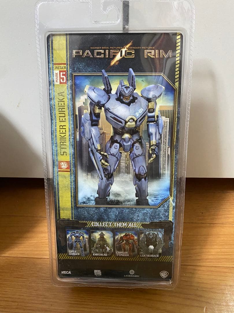 パシフィックリム　ネカ　ストライカーエウレカ　フィギュア　未開封