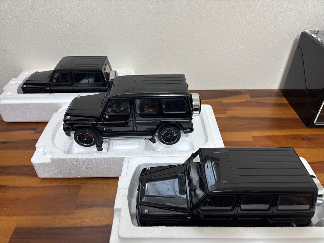 ☆美品・AUTOart☆メルセデスベンツ Gシリーズ 3台セット＋α 1/18