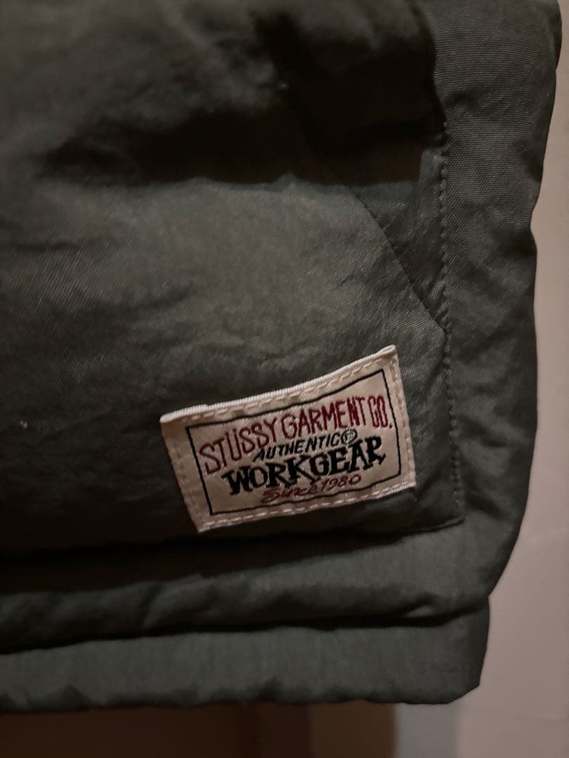 stussy ダウンベスト　AUTHENTIC