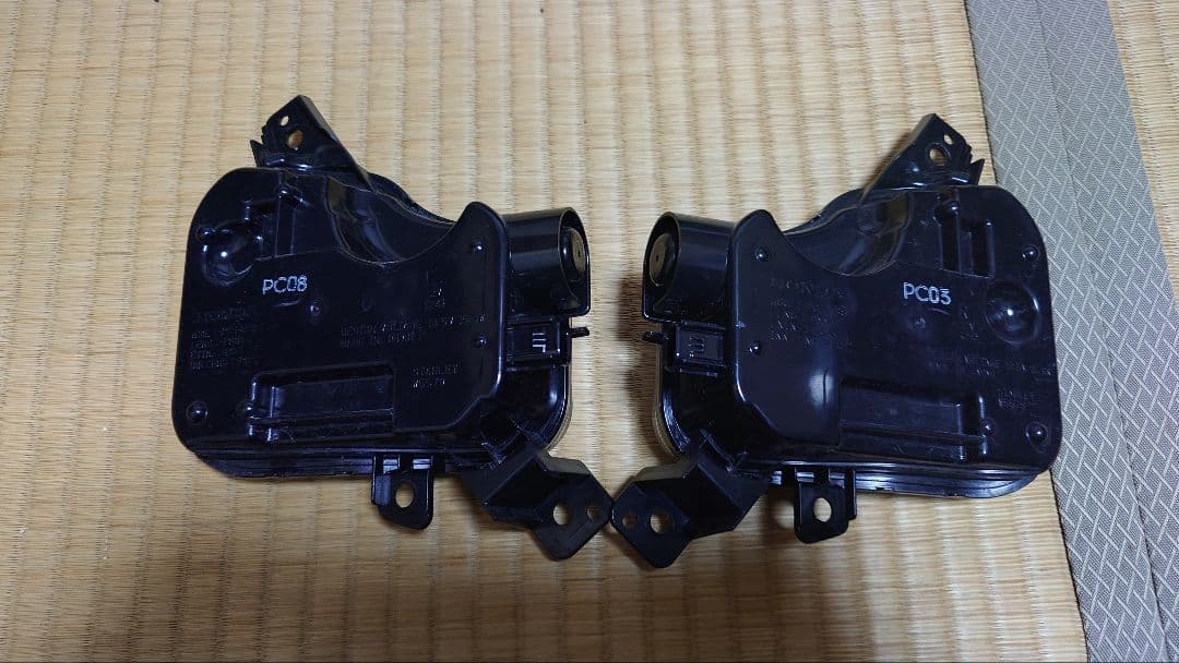 ホンダ s660 後期純正アクセサリーライト 白 71102-TDJ-J00ZC